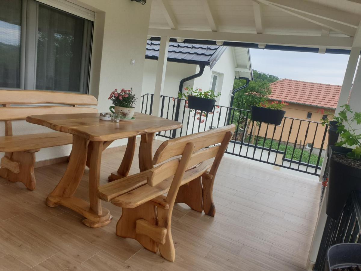 Apartmani Kruna Vrdnik Dış mekan fotoğraf